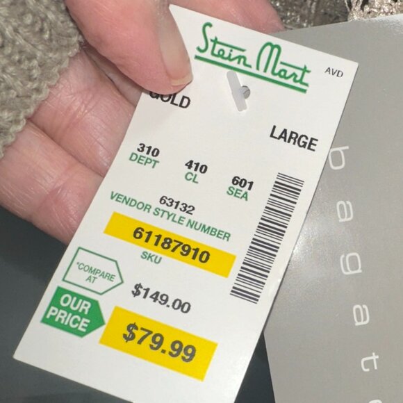 NWT Bagatelle Woman's Golden Metalli Lace Cut Out Zip Up Jacket 100% Poly - Picture 8 of 14